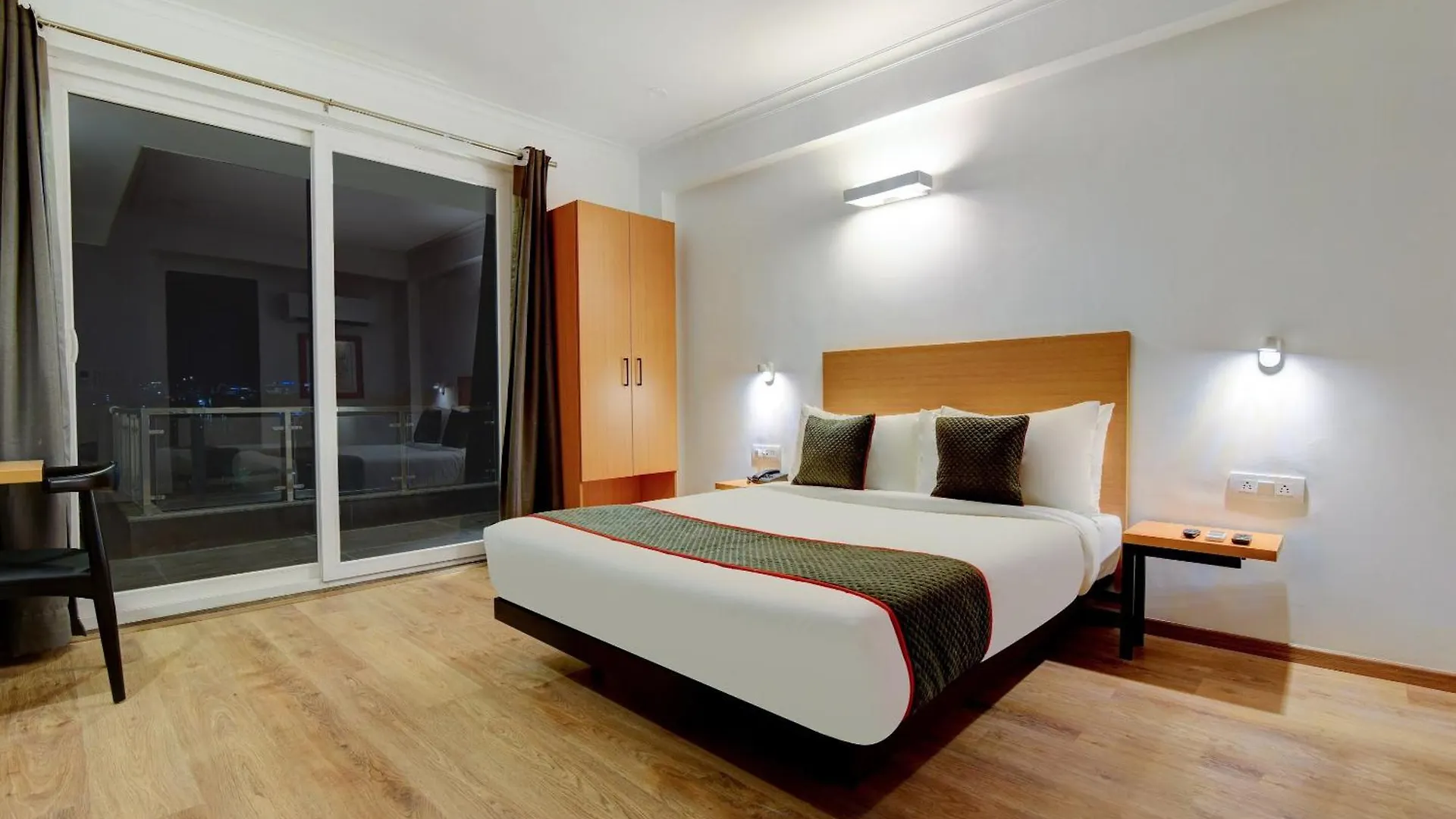 Townhouse Infinity Stays Gurgaon Indien