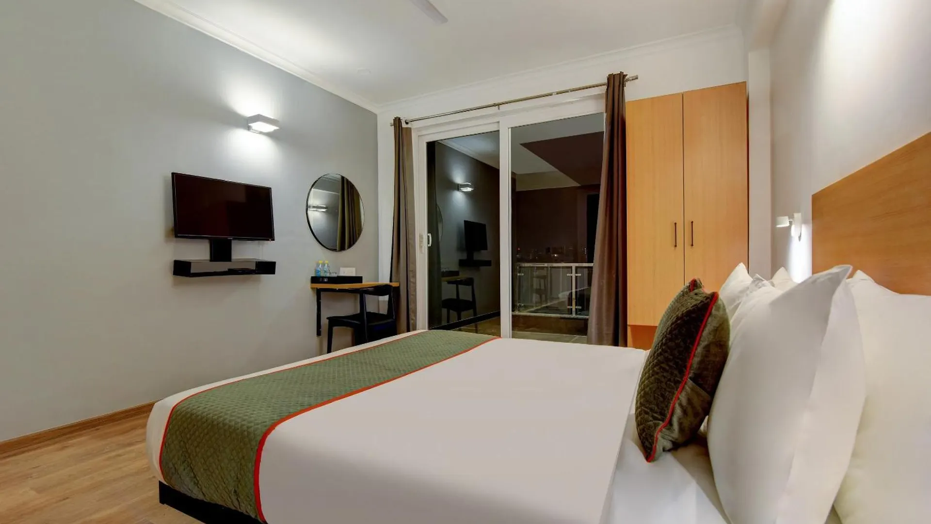 Townhouse Infinity Stays Gurgaon Hotel