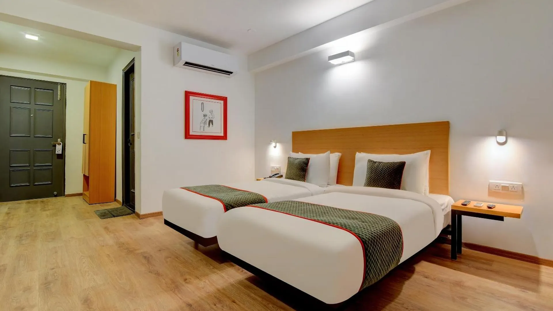 Townhouse Infinity Stays Gurgaon 4*,